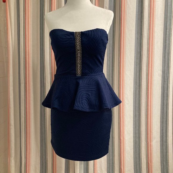 Charlotte Russe (or Windsor) Peplum Mini Dress - Picture 1 of 10